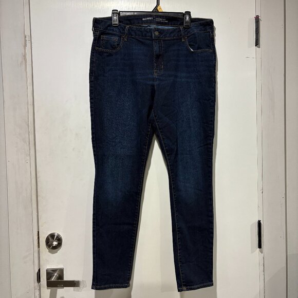 Old Navy Rockstar Jeans Size 16 Regular? Standard blue in color - Picture 1 of 3